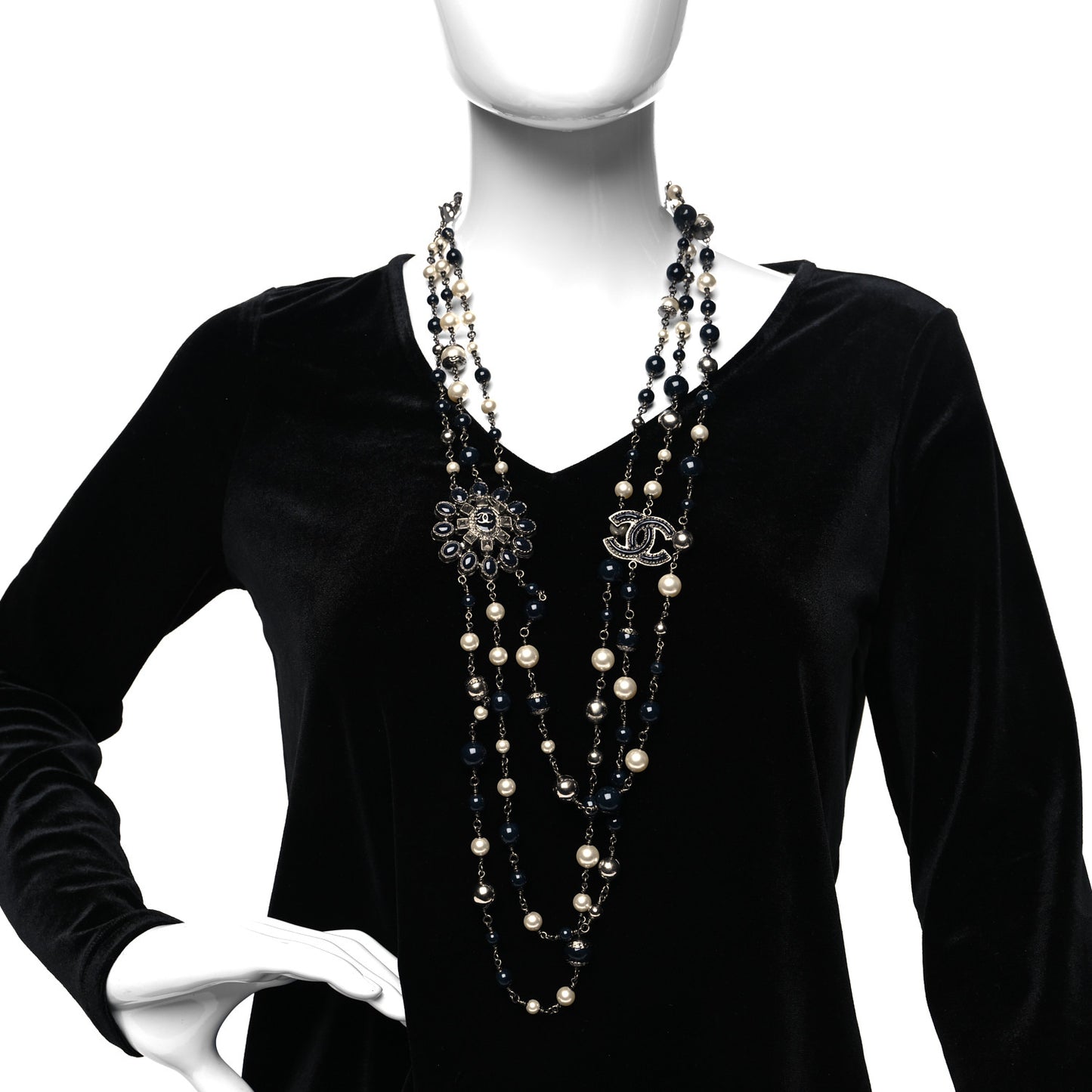 Gripoix Poured Glass Pearl CC Layered Pendant Necklace Navy Blue