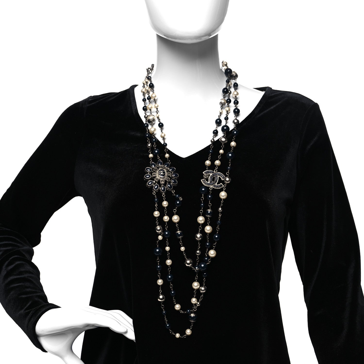 Chanel Gripoix Poured Glass Pearl CC Layered Pendant Necklace Navy Blue 2 of 7