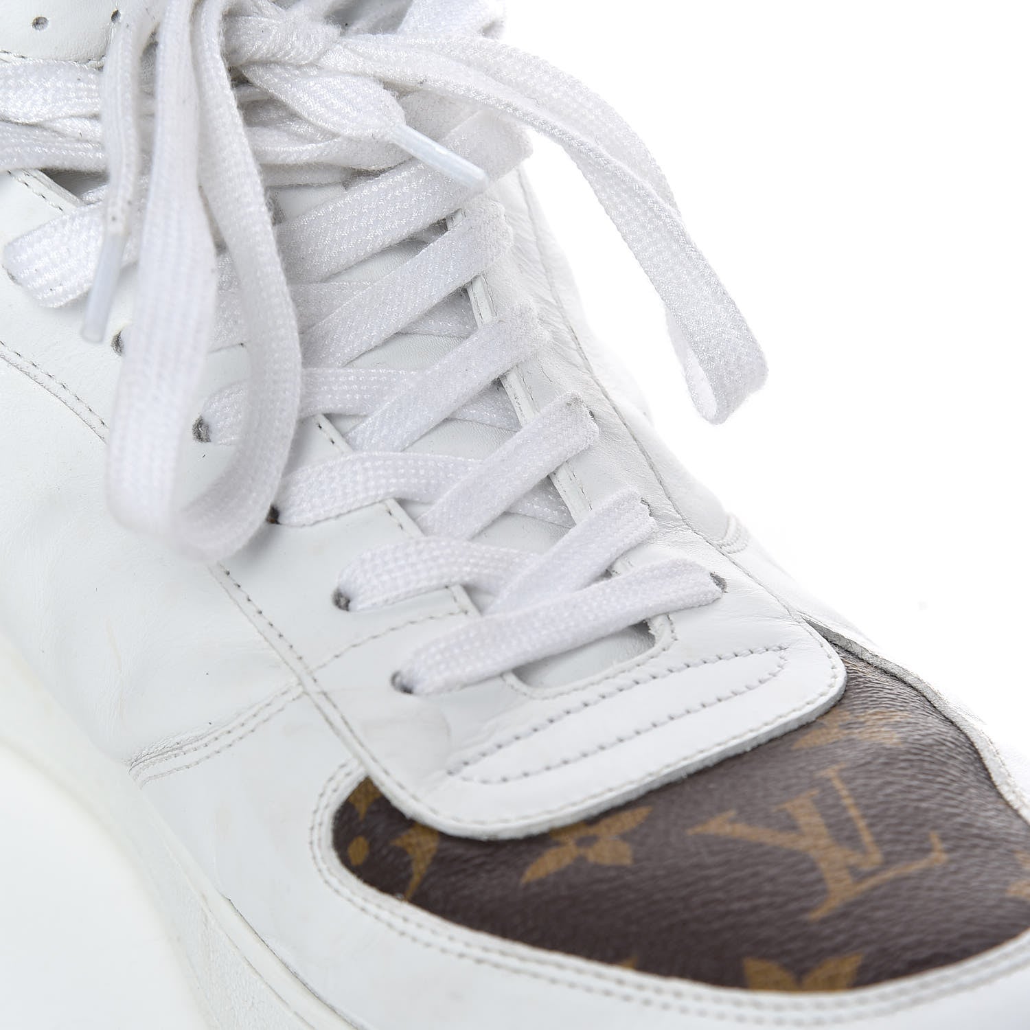 Louis Vuitton Calfskin Monogram Rivoli High Top Sneakers 10 White 22 of 22