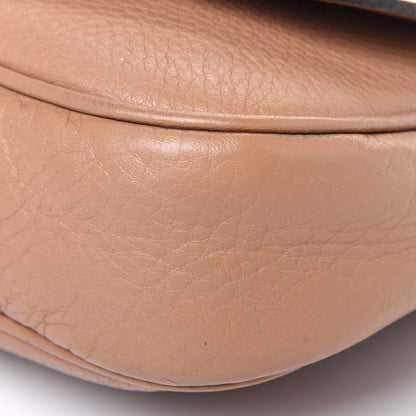 Gucci Pebbled Calfskin Medium Soho Flap Crossbody Camelia 19 of 25
