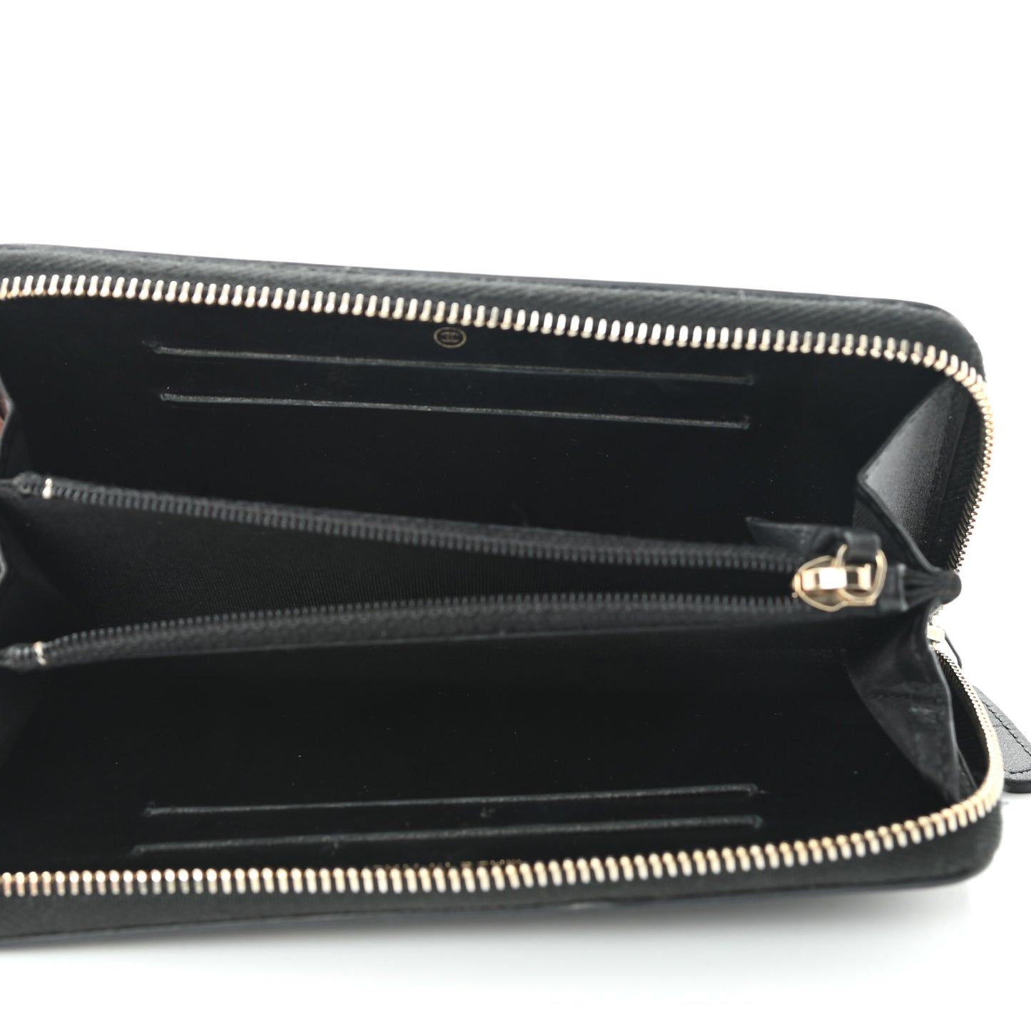 Caviar Quilted Medium Filigree Zip Around Wallet Black