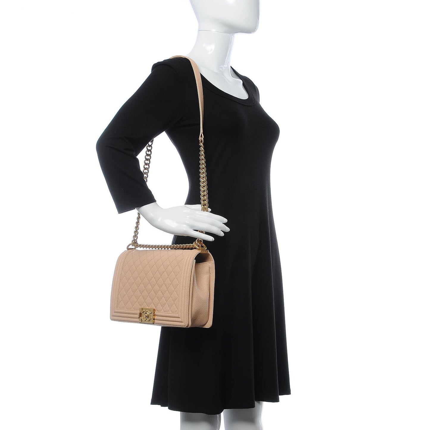 Caviar Quilted New Medium Boy Flap Beige Clair