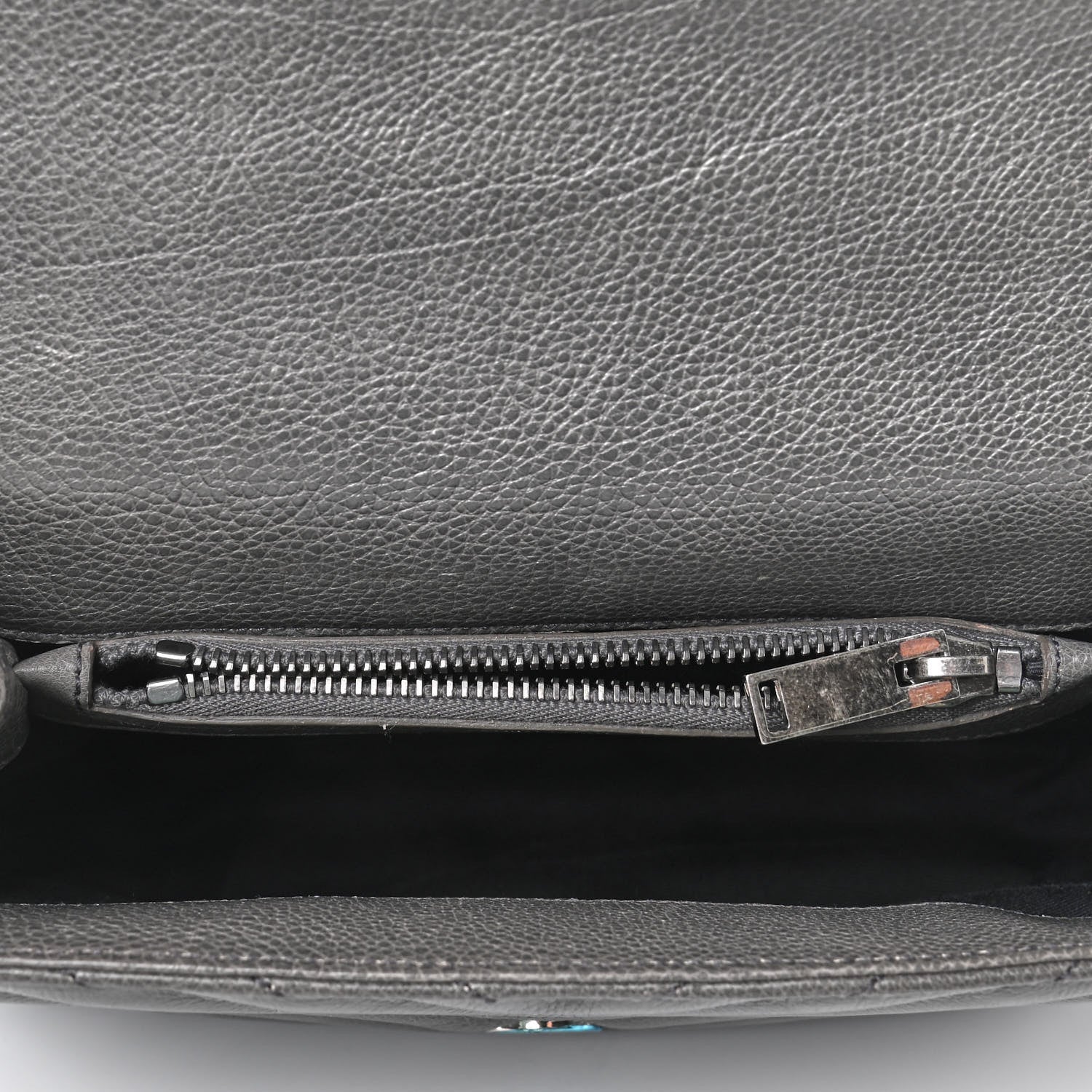 Saint Laurent Sheepskin Matelasse Chevron Monogram Medium College Bag Light Coal 4 of 4