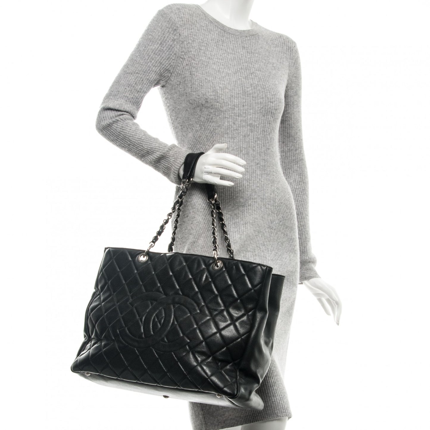 Caviar Quilted XL Grand Shopping Tote GST Dark Grey