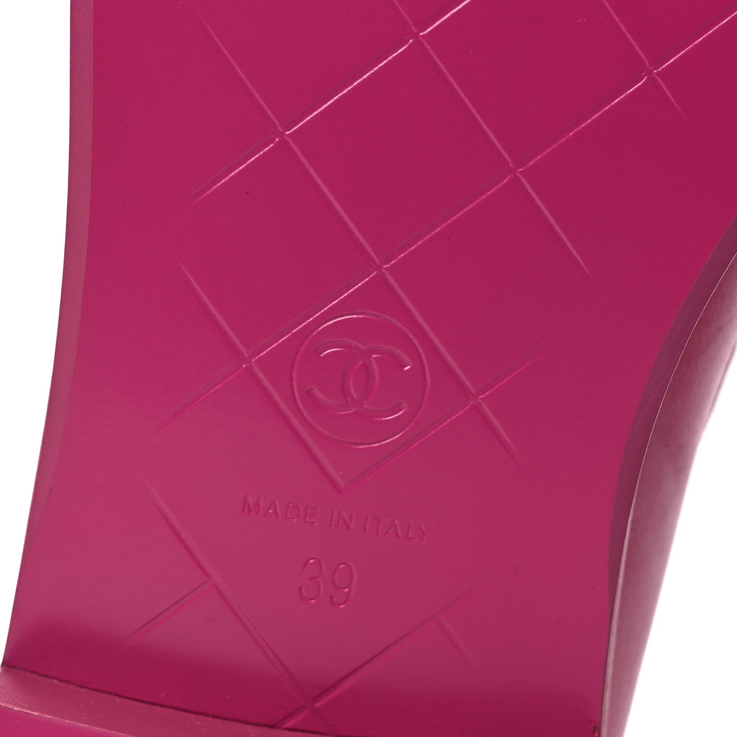 Lambskin Quilted CC Turnlock Loafers 39 Fuchsia