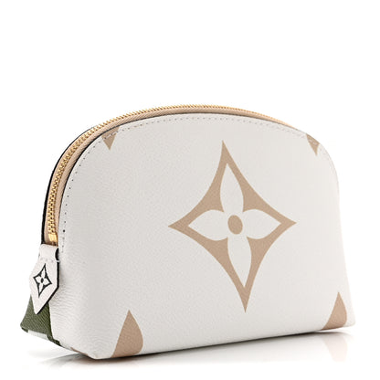 Louis Vuitton Monogram Giant Cosmetic Pouch Kaki 3 of 9
