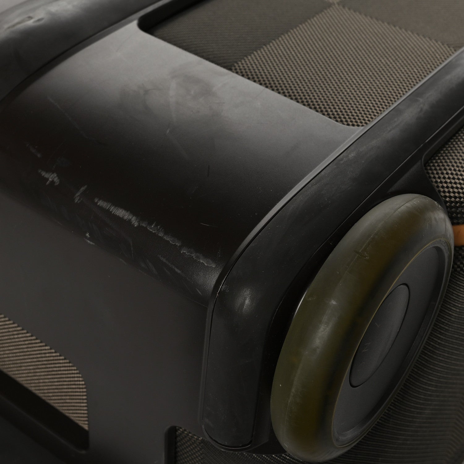 Louis Vuitton Damier Geant Conquerant 65 Rolling Luggage Terre 11 of 15