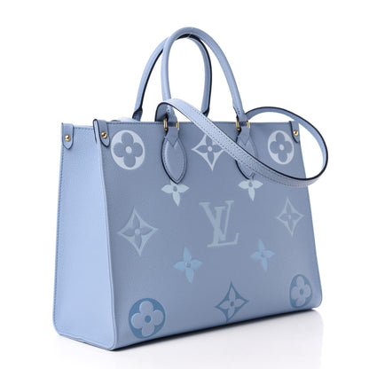 Louis Vuitton Empreinte Monogram Giant By The Pool Onthego MM Summer Blue 3 of 10