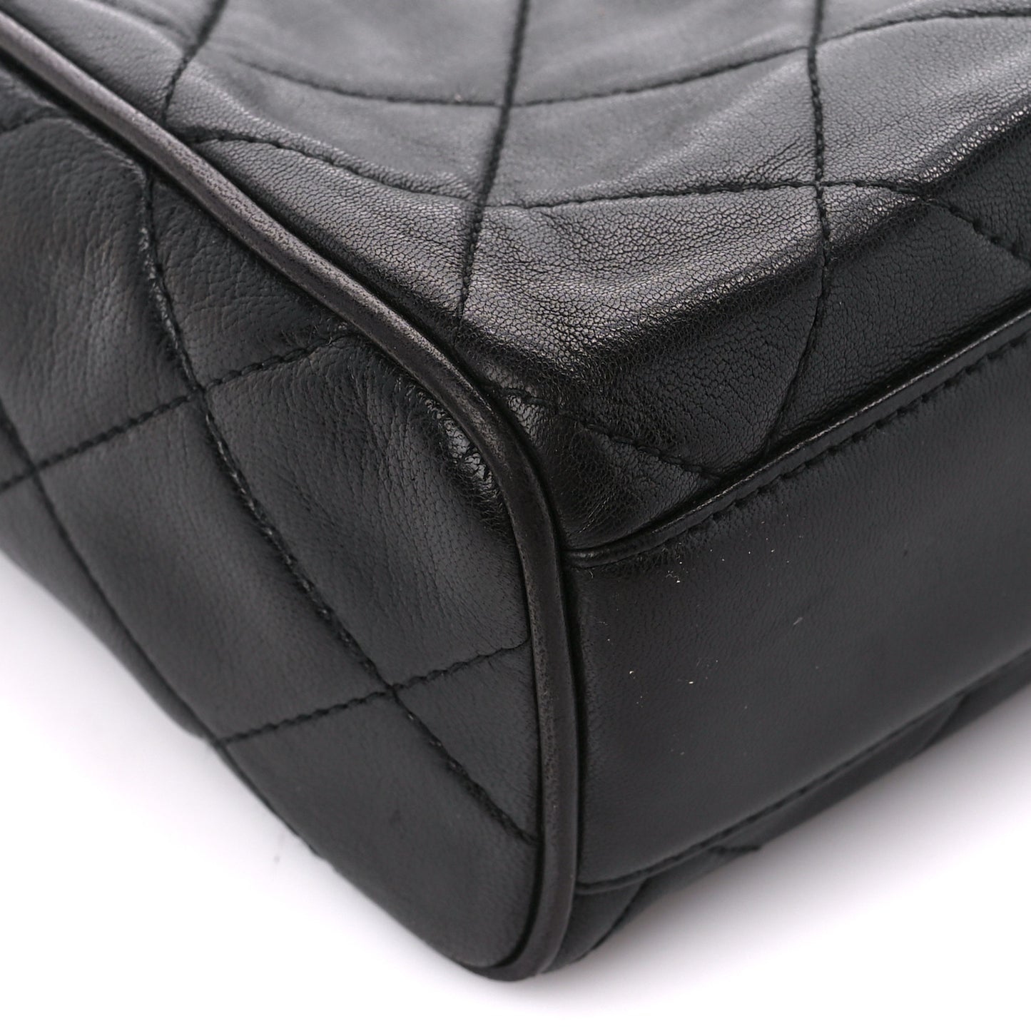Lambskin Quilted CC Tassel Camera Case Black