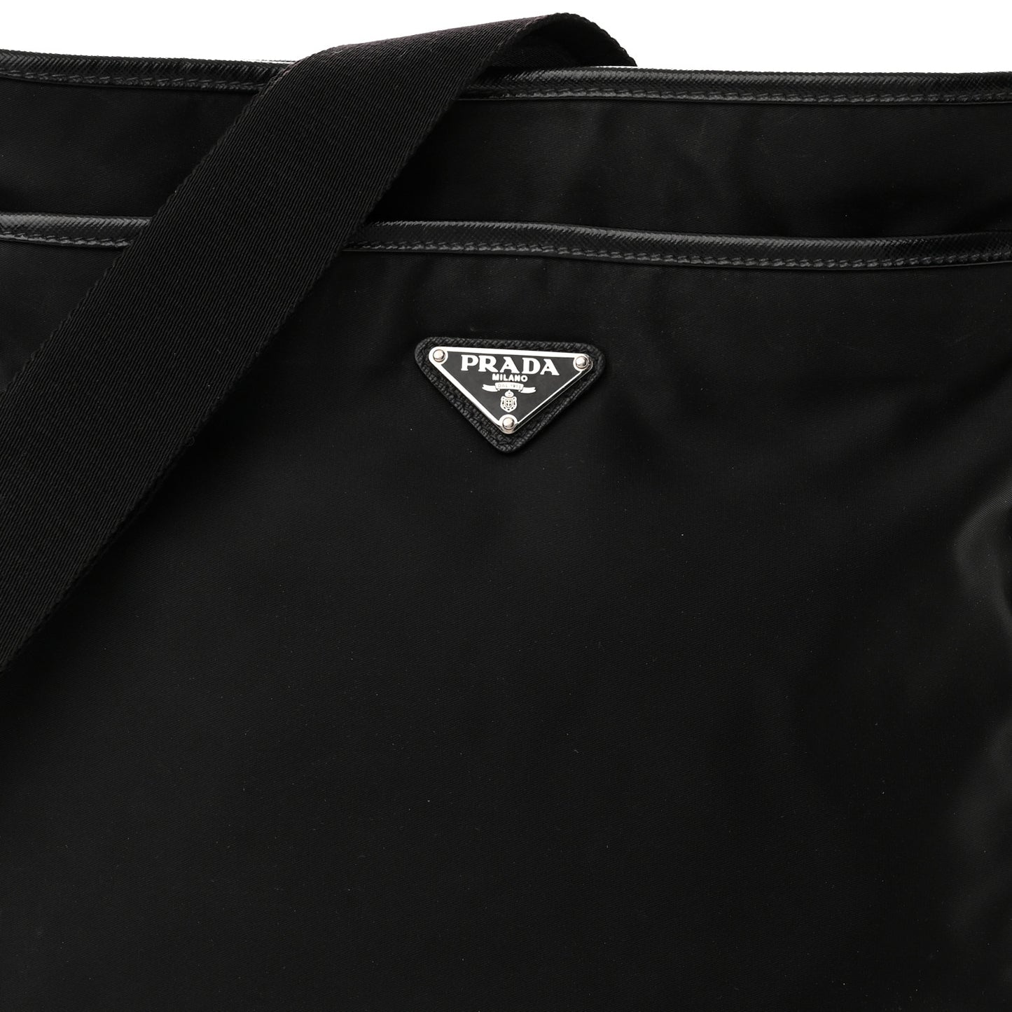 Nylon Flat Messenger Bag Black