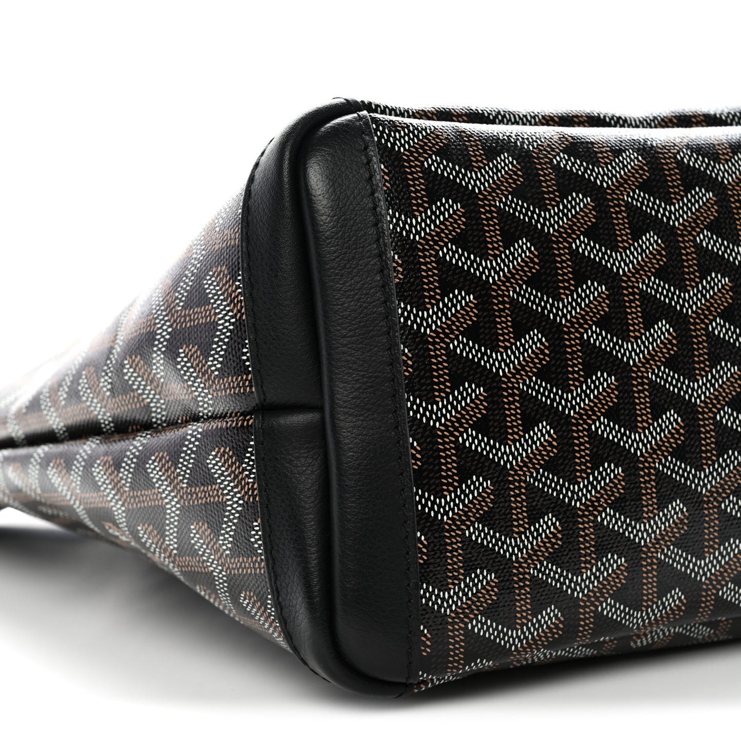 Goyardine Artois PM Black