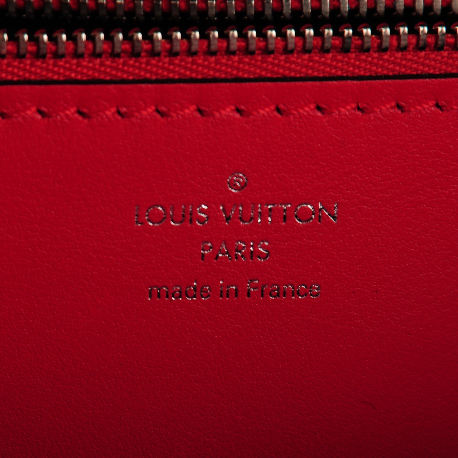 Louis Vuitton Smooth Calfskin Garance Rubis 6 of 8