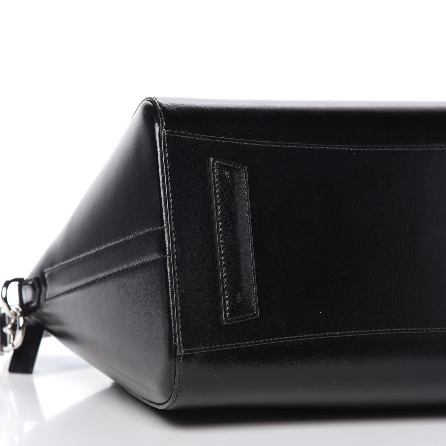 Shiny Lord Calfskin Medium Antigona Black
