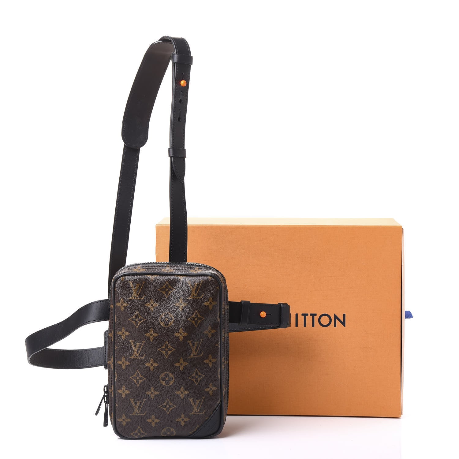 Louis Vuitton Monogram Utility Side Bag 10 of 10