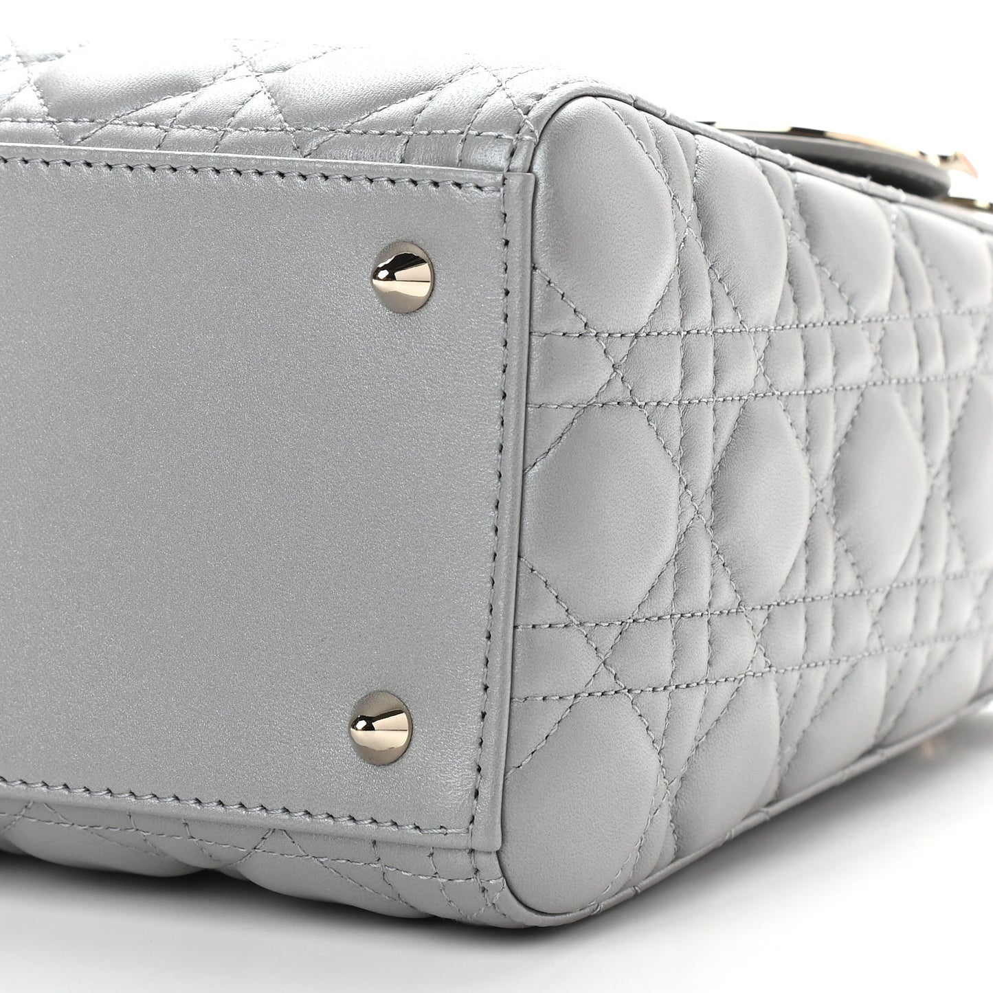 Pearly Lambskin Cannage Medium Lady Dior Opaline