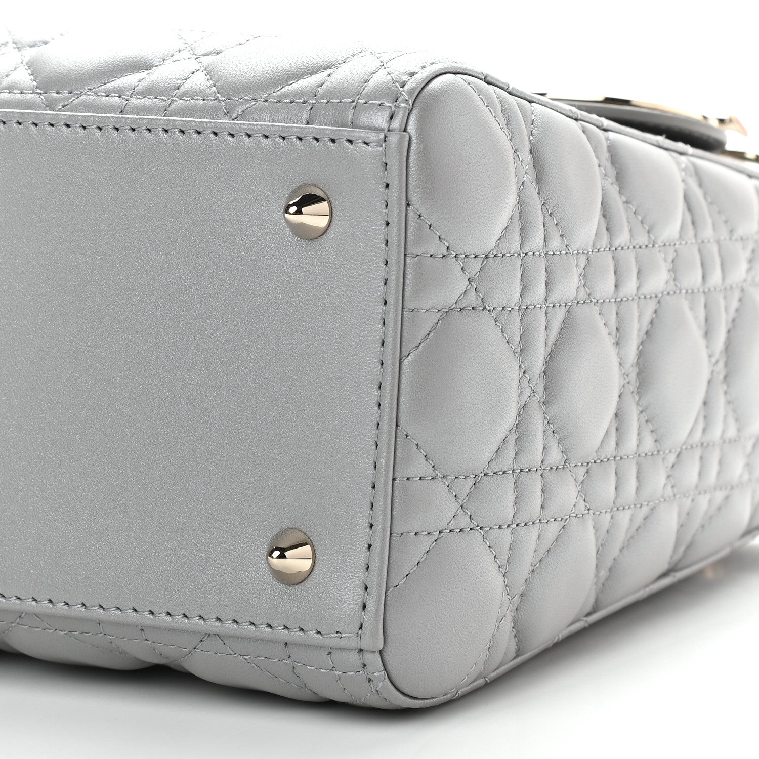 Christian Dior Pearly Lambskin Cannage Medium Lady Dior Opaline 8 of 8