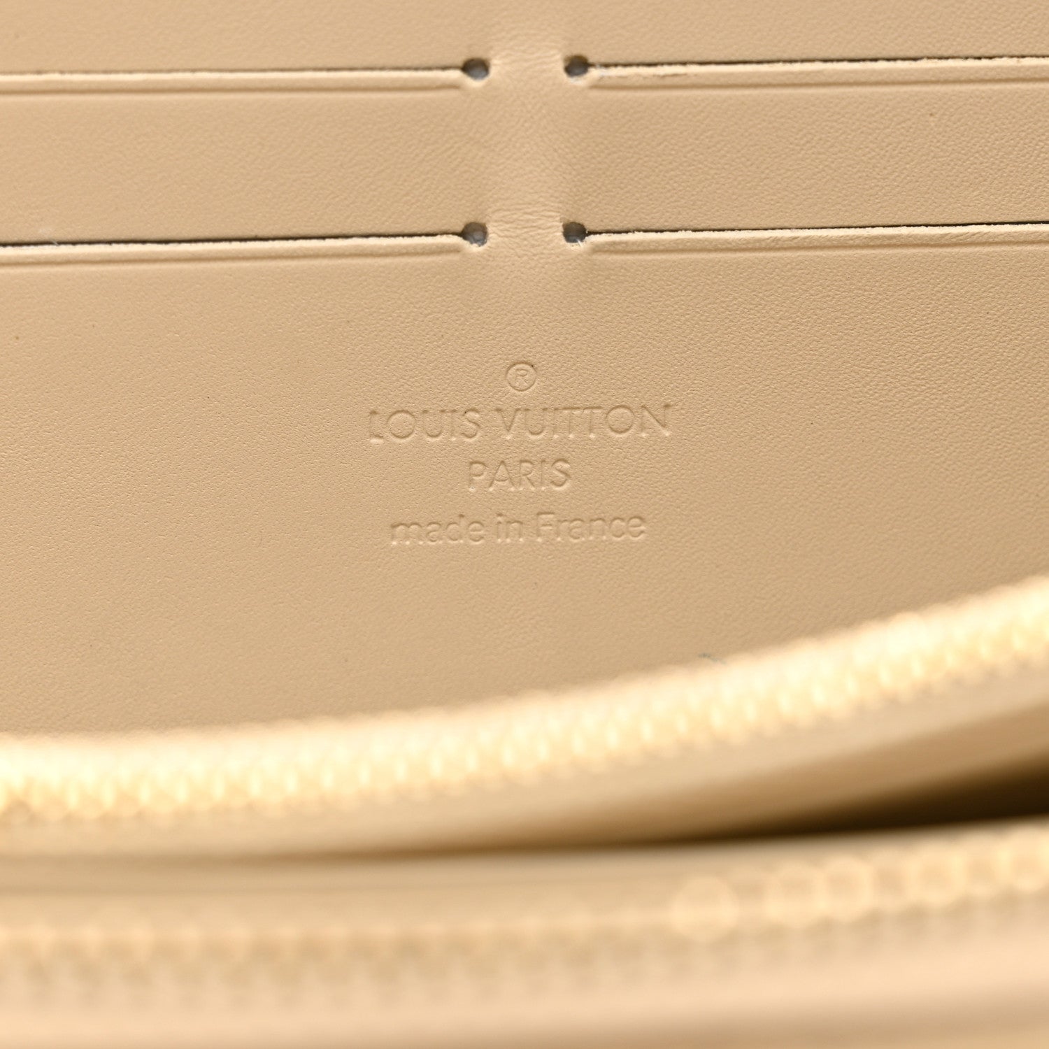 Louis Vuitton Vernis Zippy Wallet Blanc Corail 5 of 10