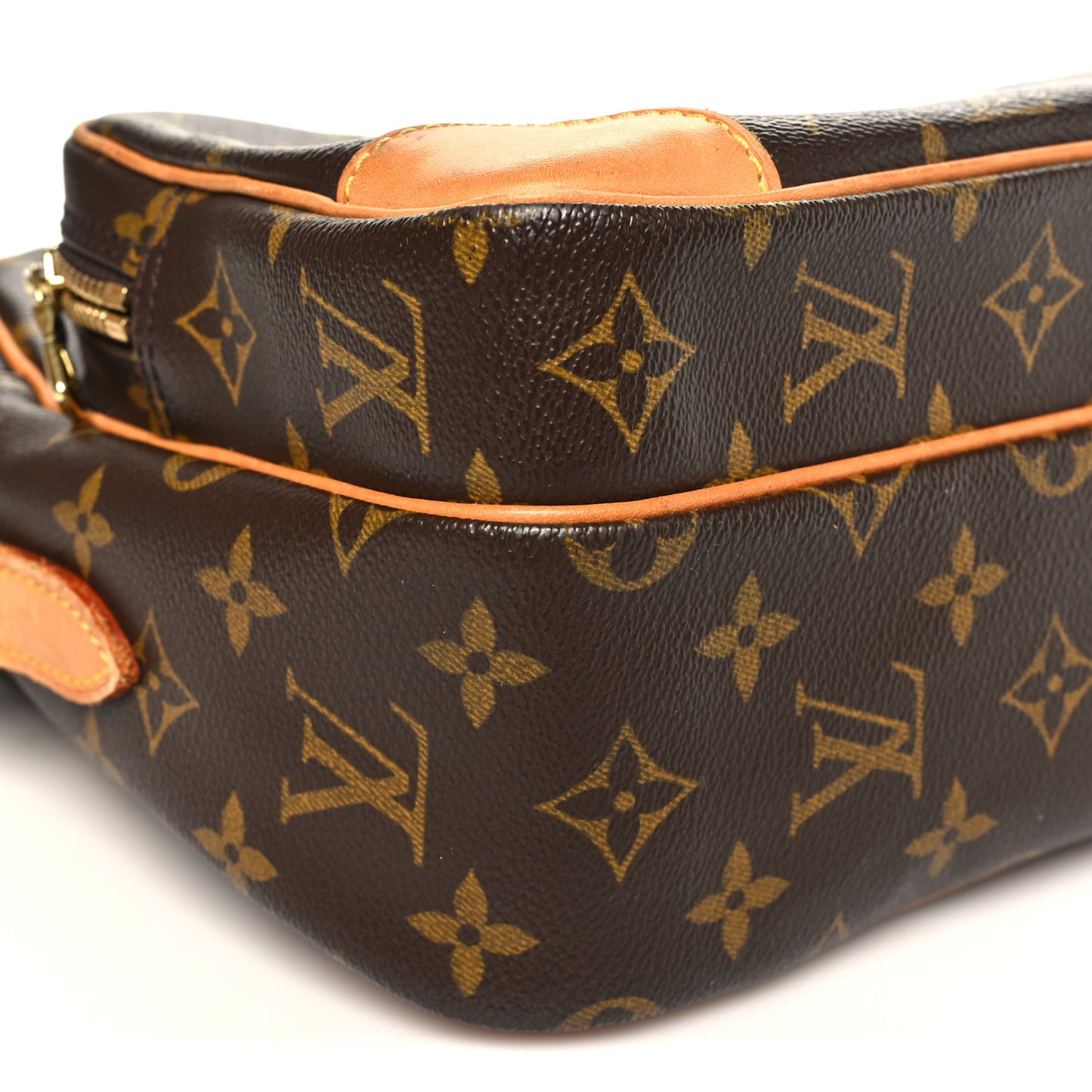 Monogram Nil 28