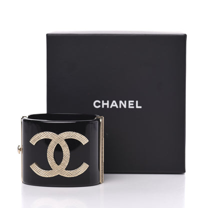 Chanel Resin CC Cuff Bracelet Black Gold 3 of 5