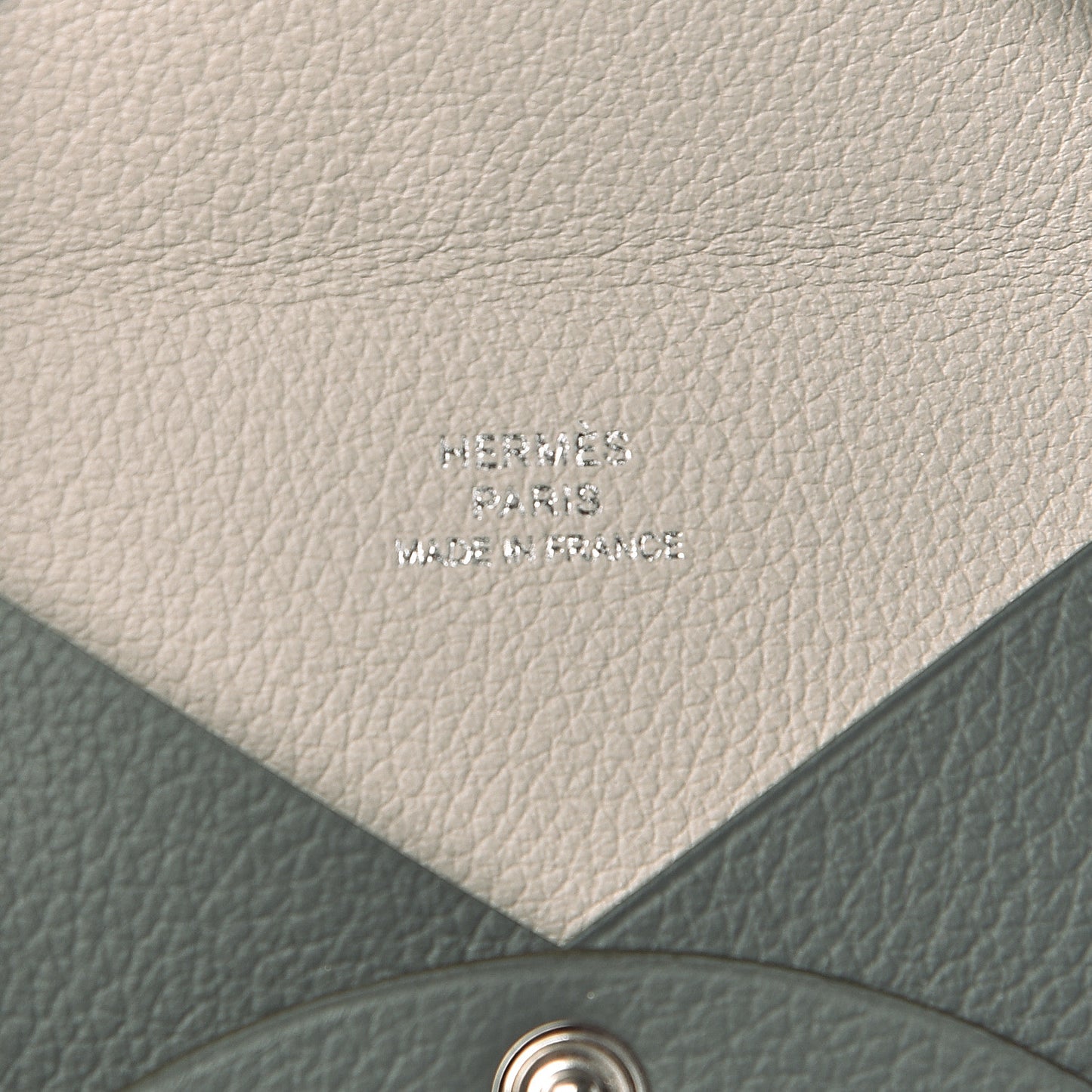 Evercolor Calvi Verso Card Case Vert Amande Gris Perle