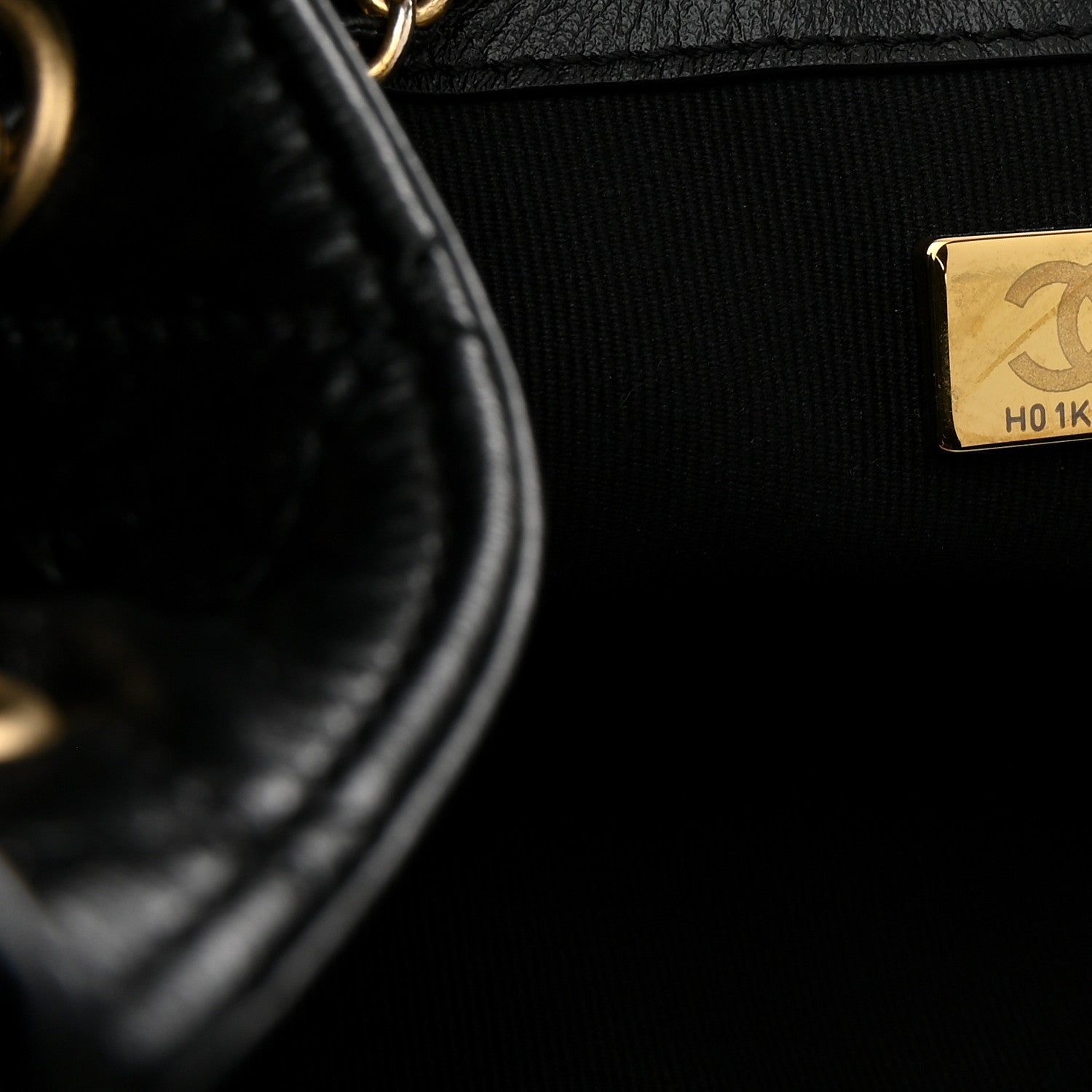 Chanel Shiny Crumpled Calfskin Quilted Medium Chanel 25 Handbag Black 7 of 11
