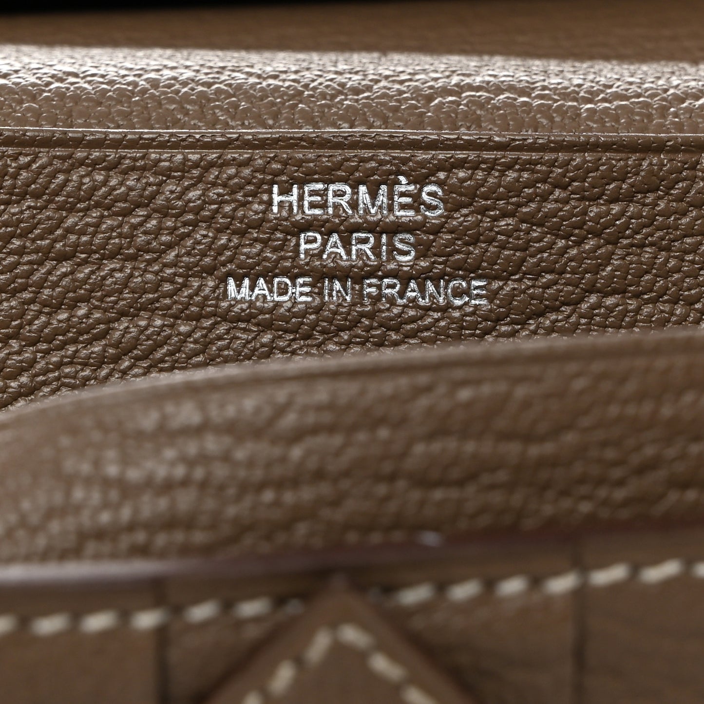 Chevre Mysore Bearn Gusset Wallet Etoupe