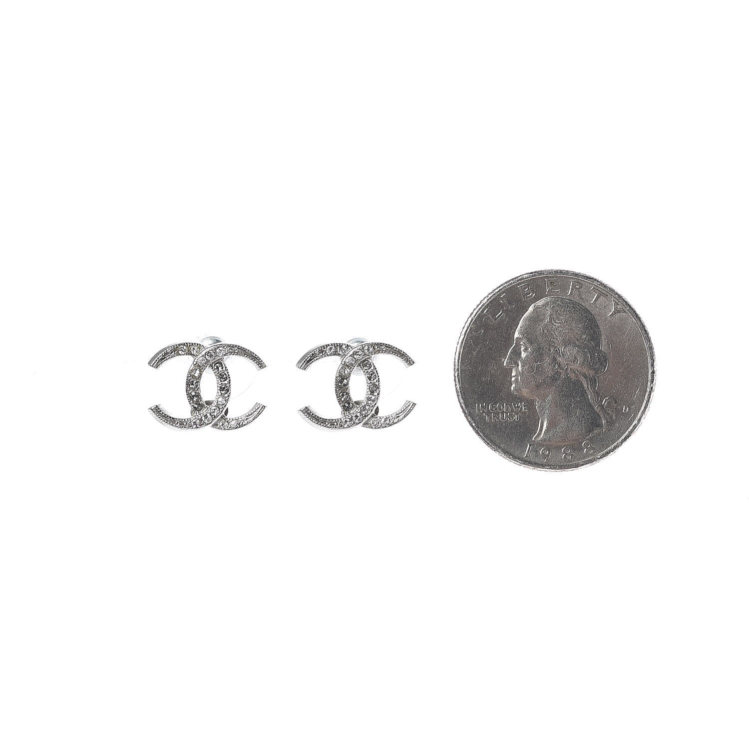 Chanel Crystal Textured CC Earrings Silver Grey 2 of 5