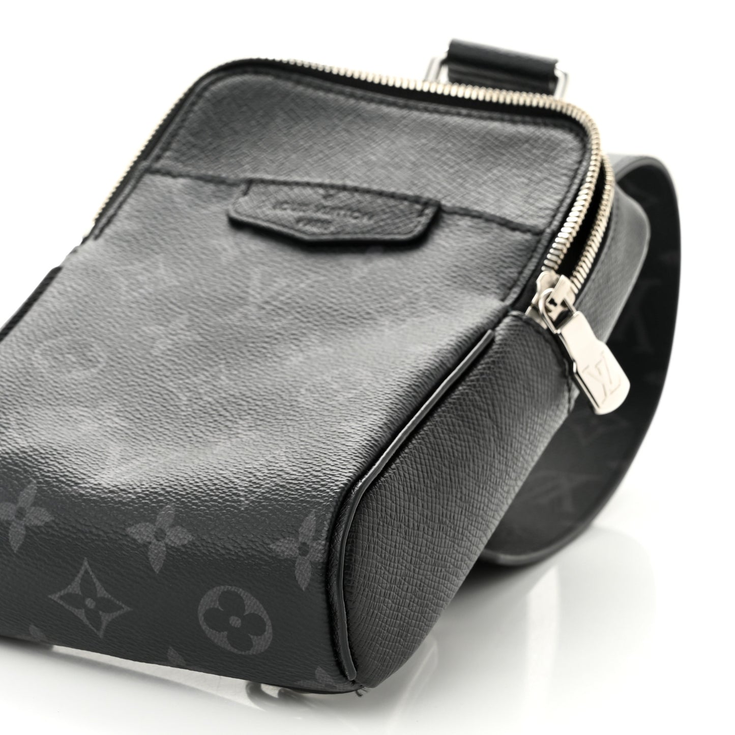 Taigarama Outdoor Slingbag Black