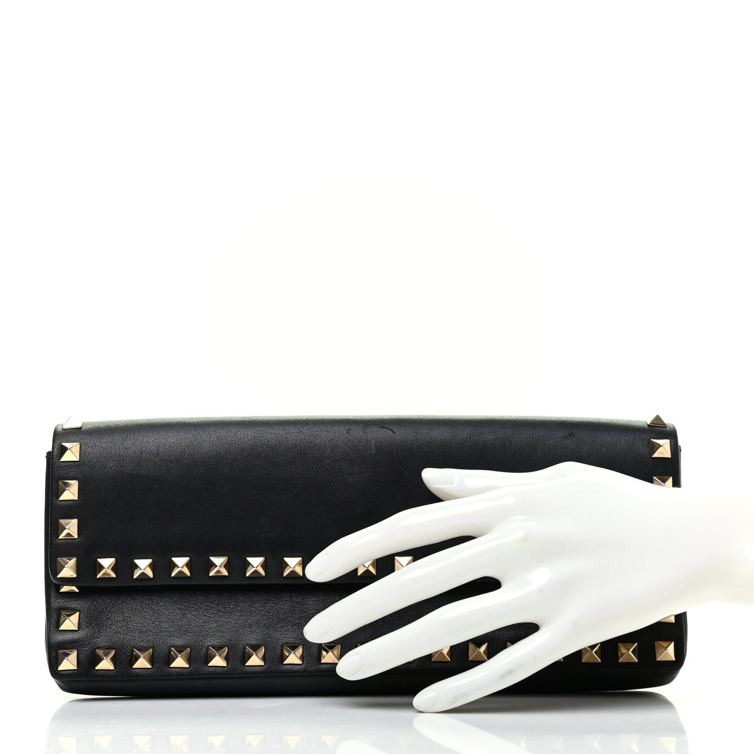 Valentino Garavani Nappa Rockstud Bangle Clutch Black 2 of 7
