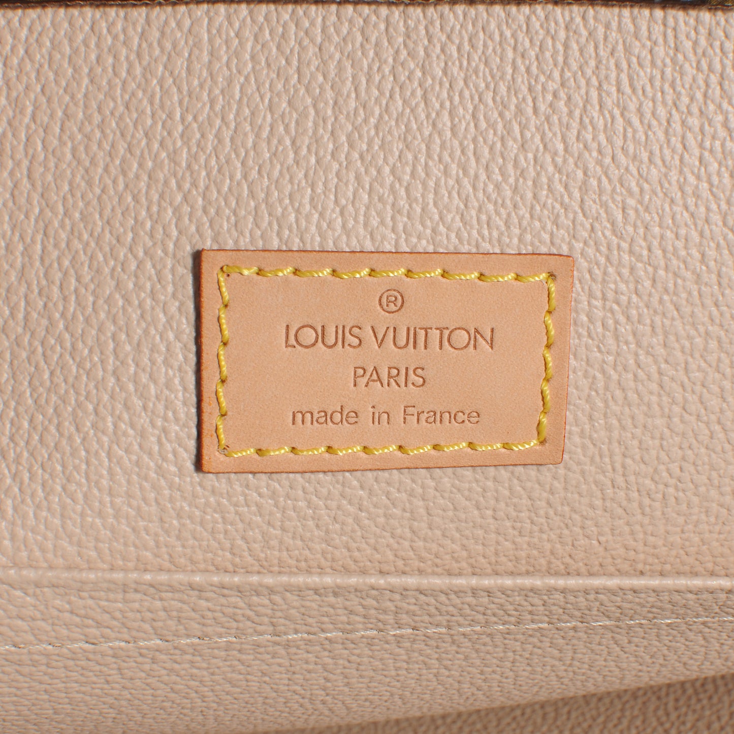 Monogram Sac Plat