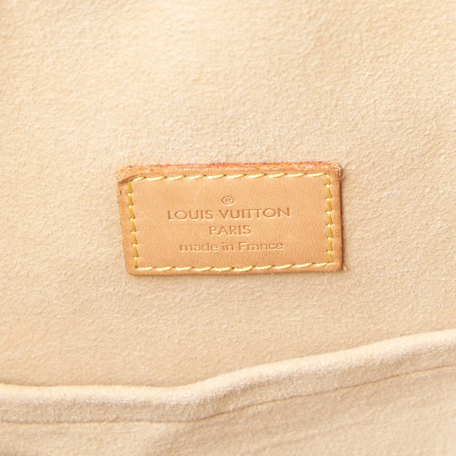 Louis Vuitton Monogram Manhattan GM 8 of 8