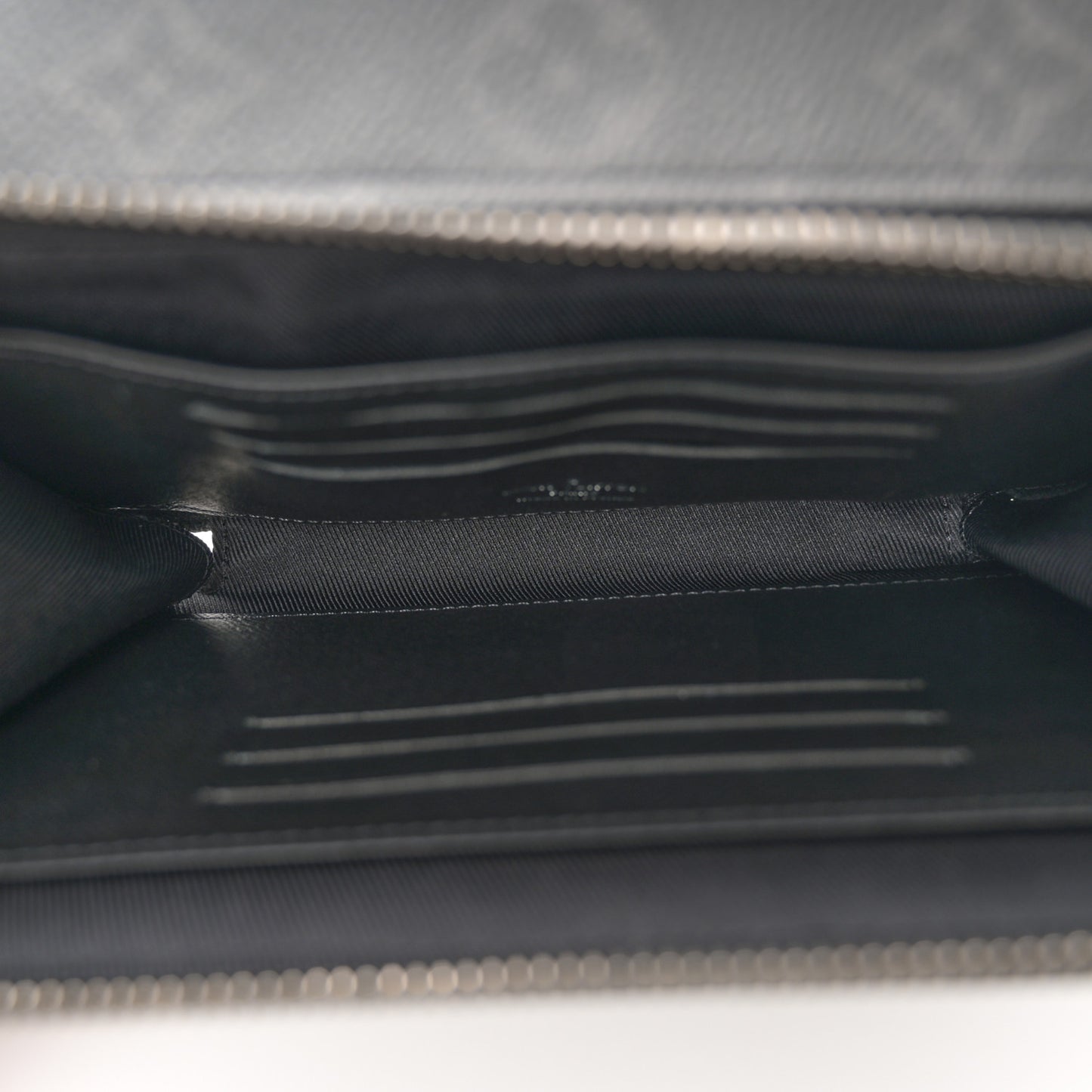 Monogram Eclipse Alpha Wearable Wallet