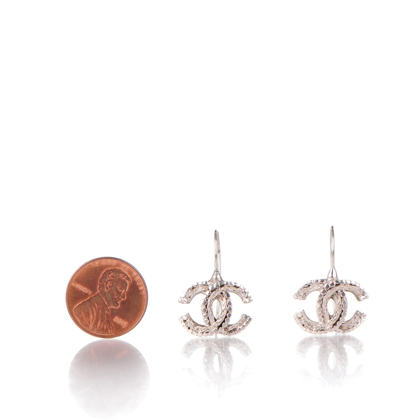 Textured CC Dangle Earrings Silver