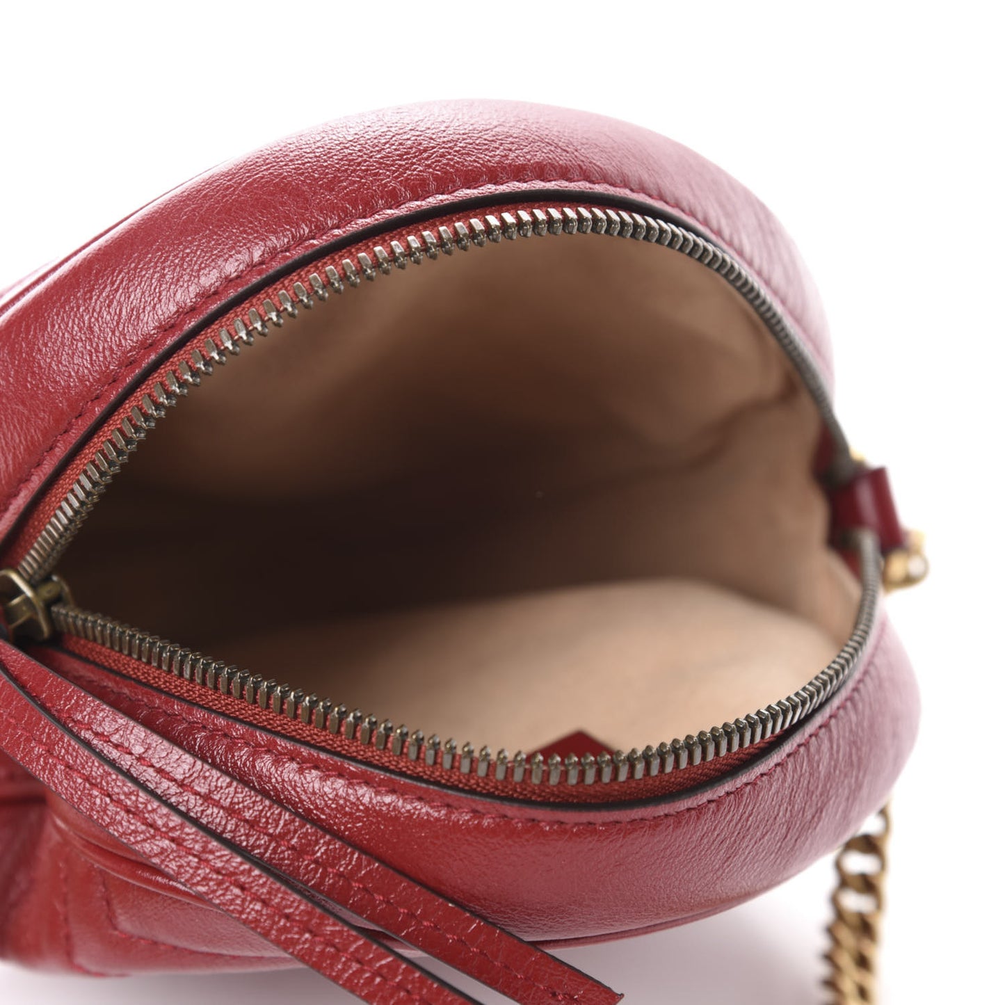 Glazed Calfskin Matelasse Heart Mini GG Marmont Round Shoulder Bag Romantic Cerise