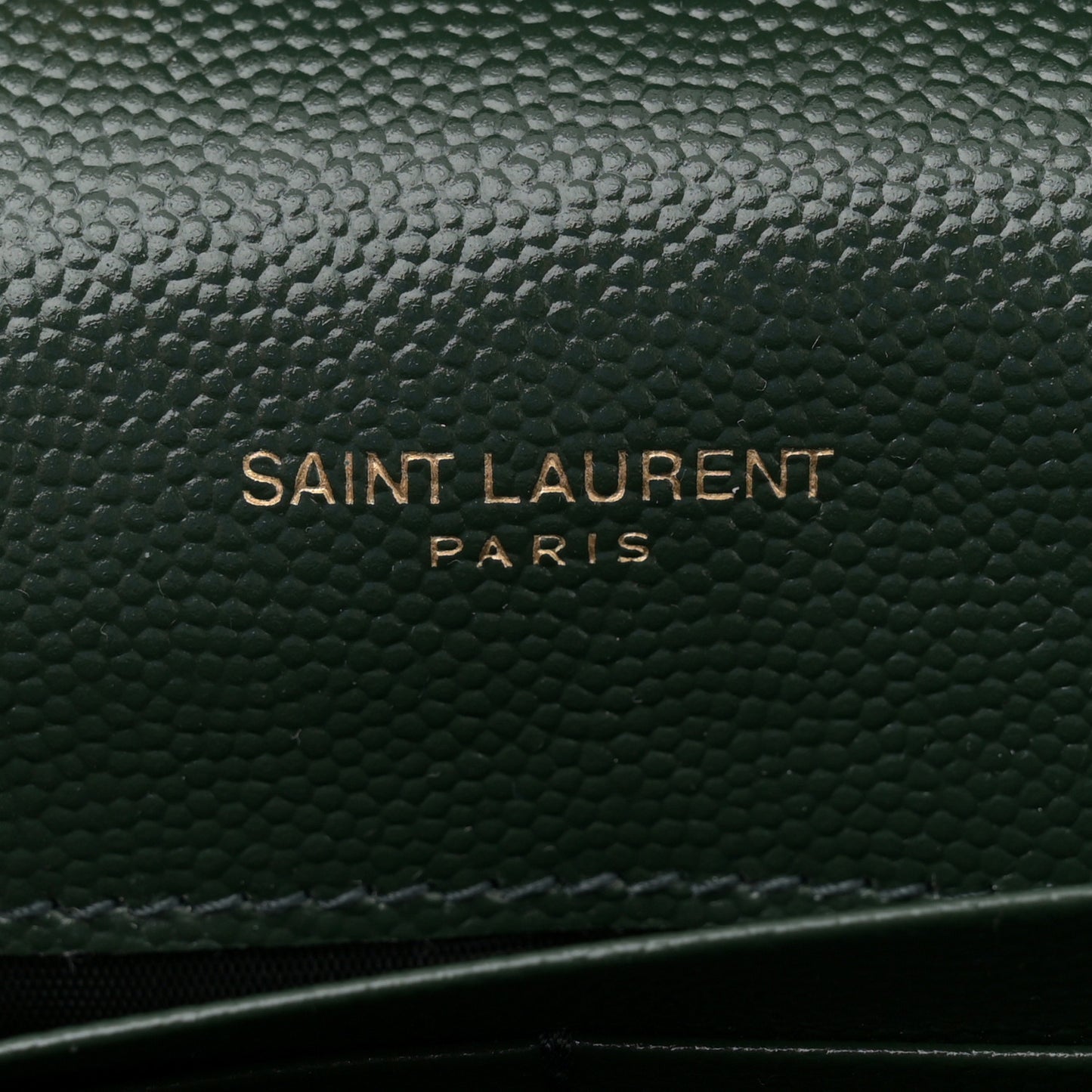 Grain De Poudre Matelasse Chevron Monogram Chain Wallet Vert Fonce