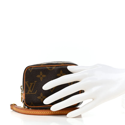 Louis Vuitton Monogram Wapity 2 of 8
