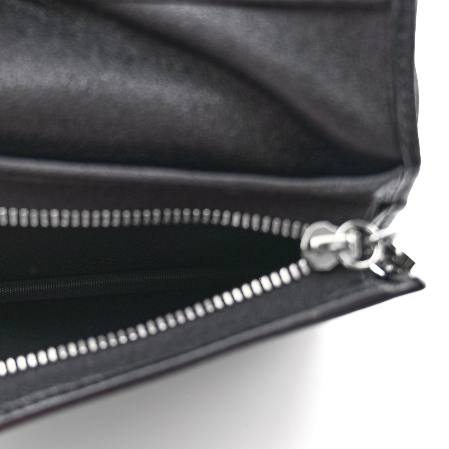 Sakai Be Green Calfskin Diagonal Stitched Blondie Card Case Wallet Black