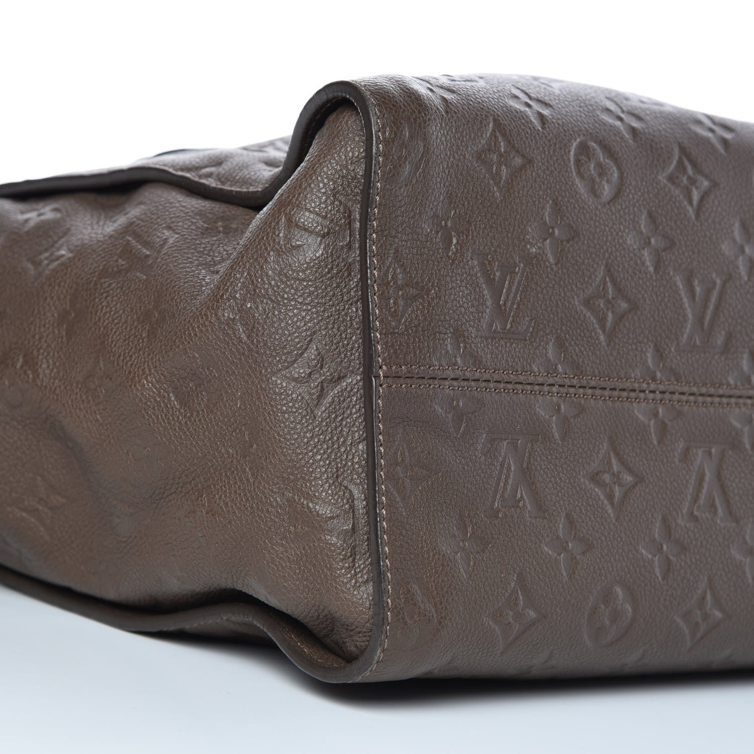 Louis Vuitton Empreinte Lumineuse PM Ombre 9 of 12