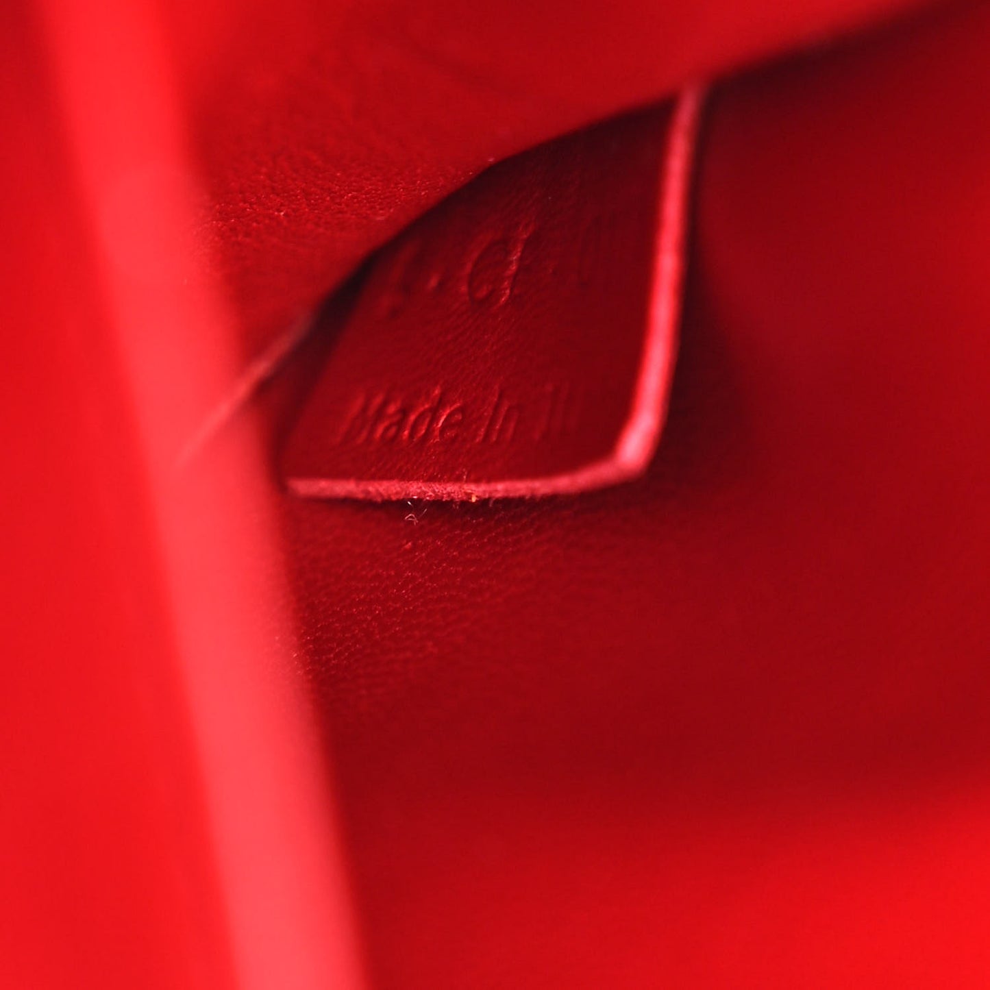 Box Calfskin Medium Classic Box Flap Bag Red
