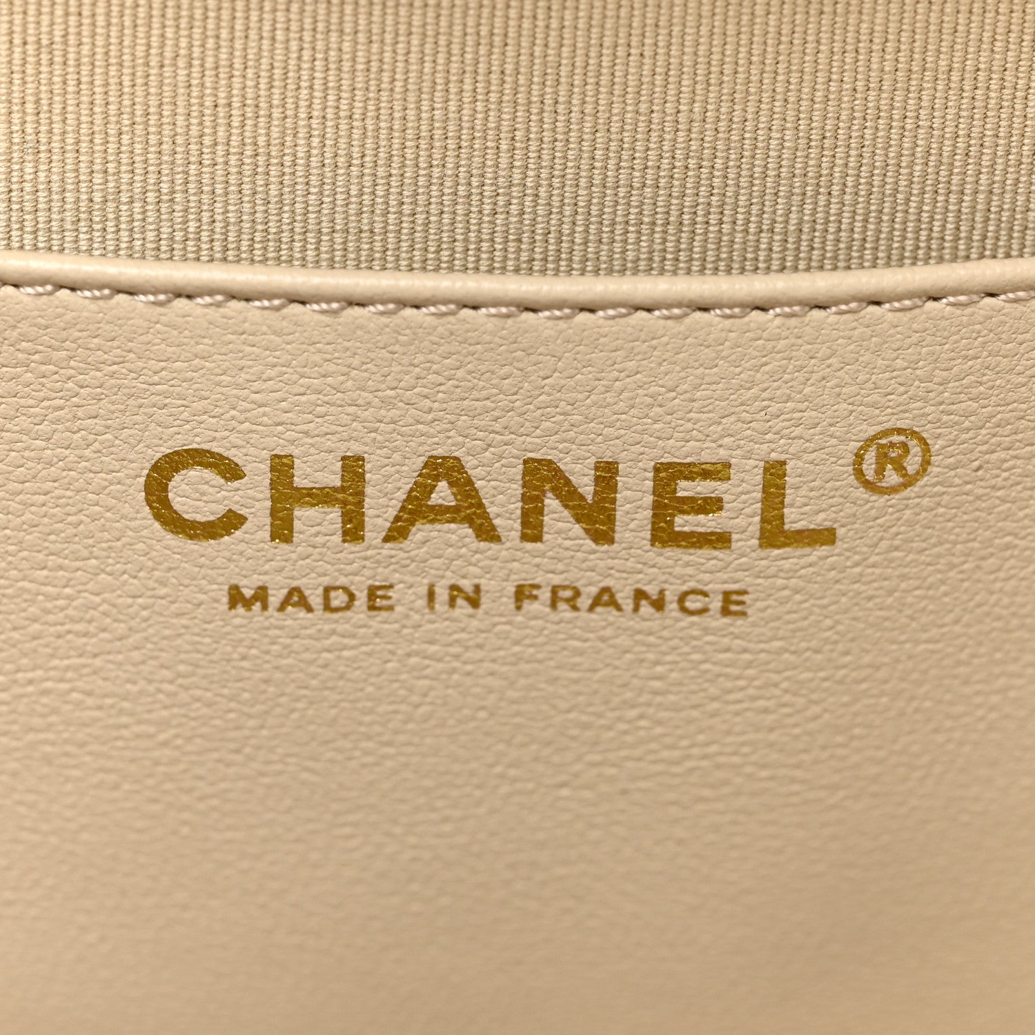 Chanel Metallic Lambskin Quilted CC In Love Heart Bag Gold 8 of 11