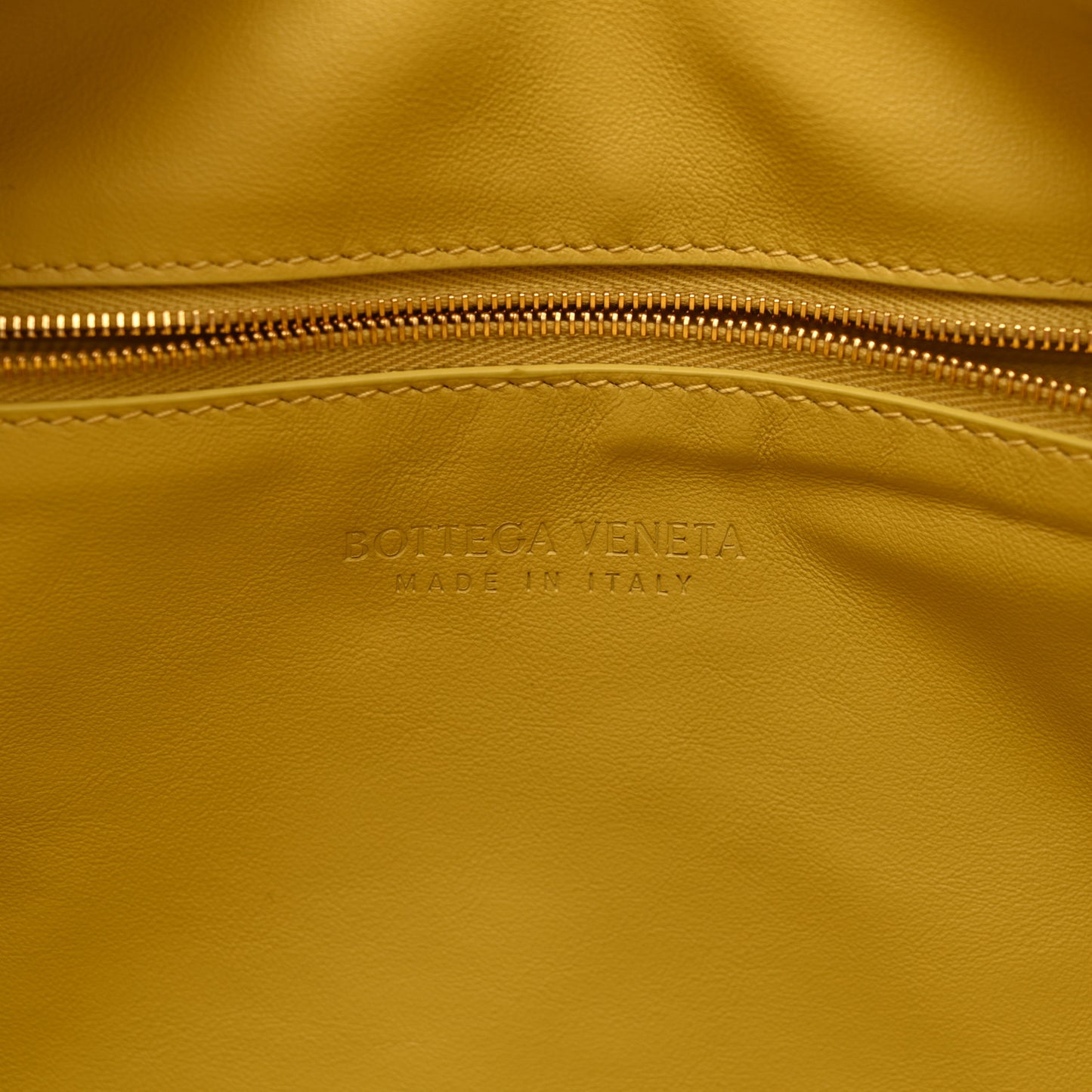 Nappa Intrecciato Small Jodie Corn