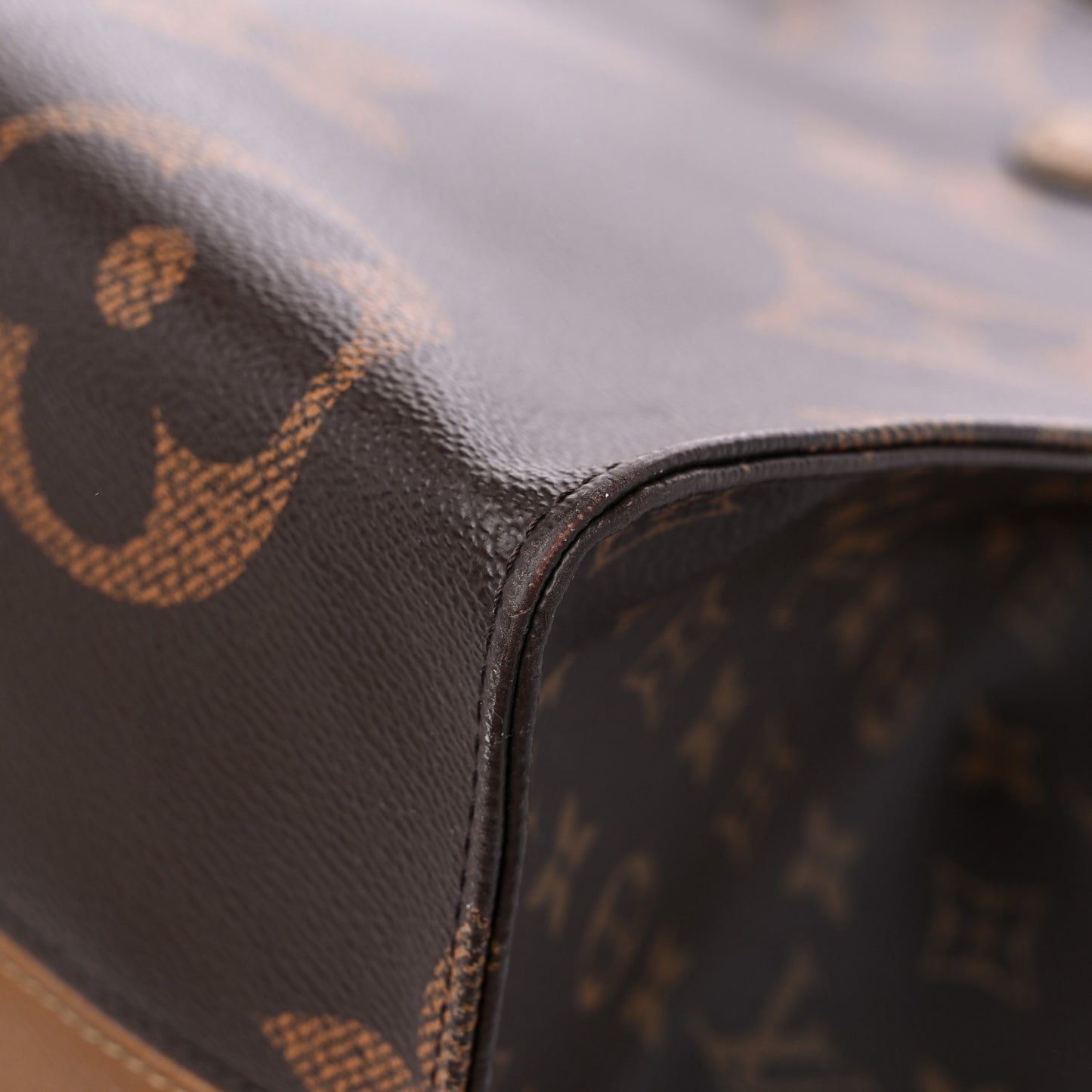 Reverse Monogram Giant Onthego GM