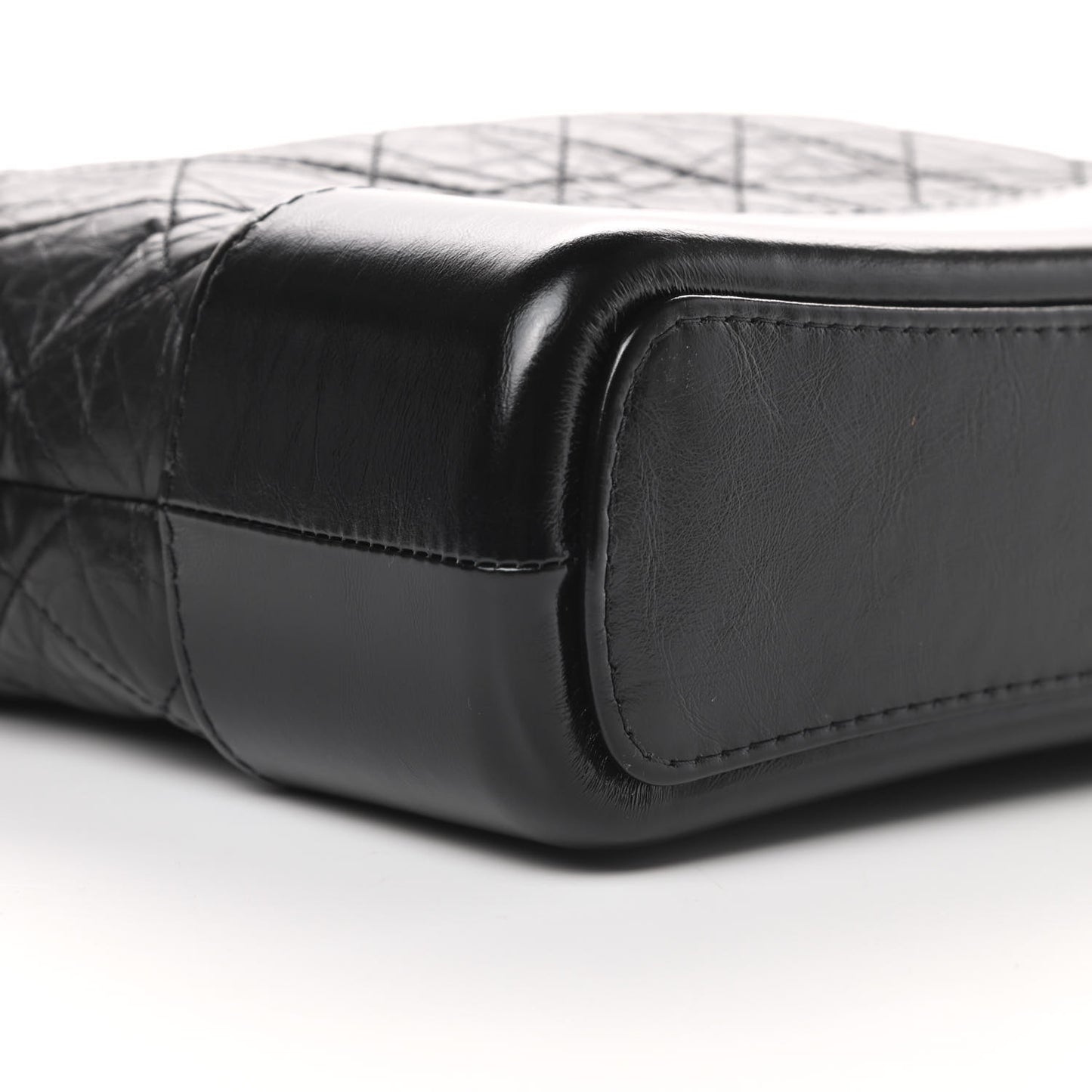 Aged Calfskin Quilted New Medium Gabrielle Hobo Black