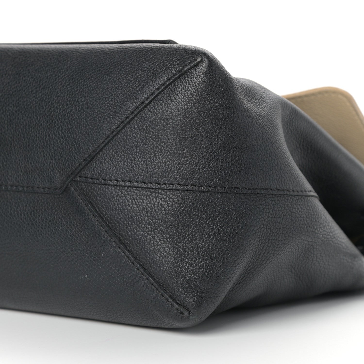 Louis Vuitton Calfskin Lockme MM Vanille Black 11 of 22