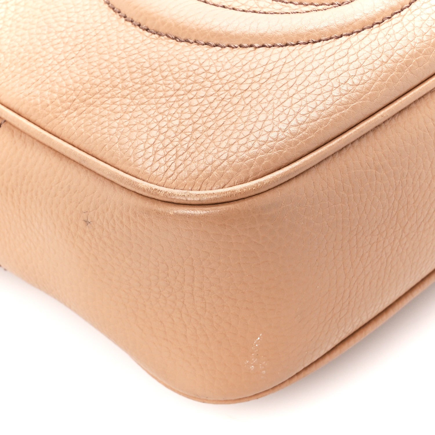 Gucci Pebbled Calfskin Small Soho Disco Bag Camelia 9 of 10