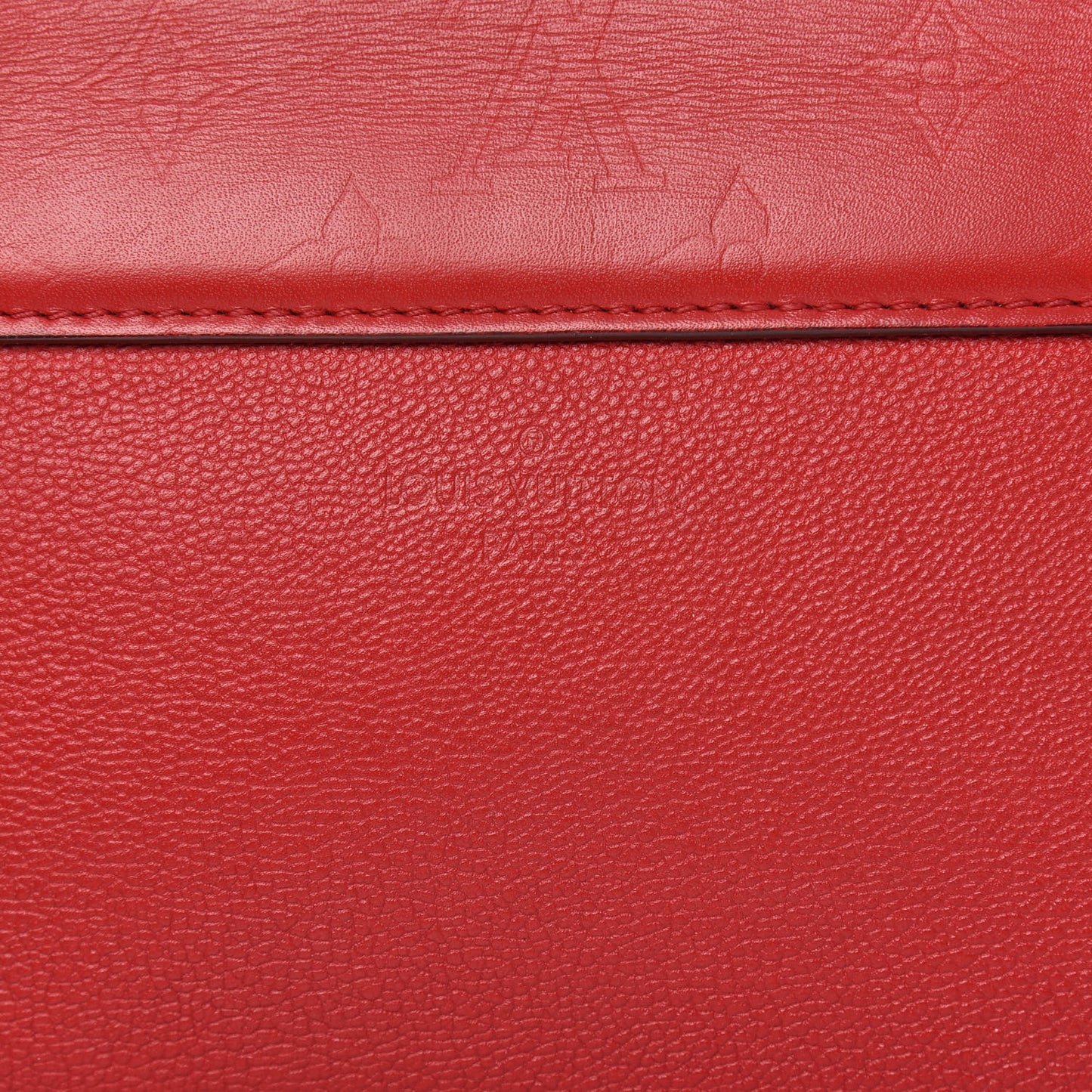 Monogram Cuir Plume Ecume Very Chain Bag Rubis Red