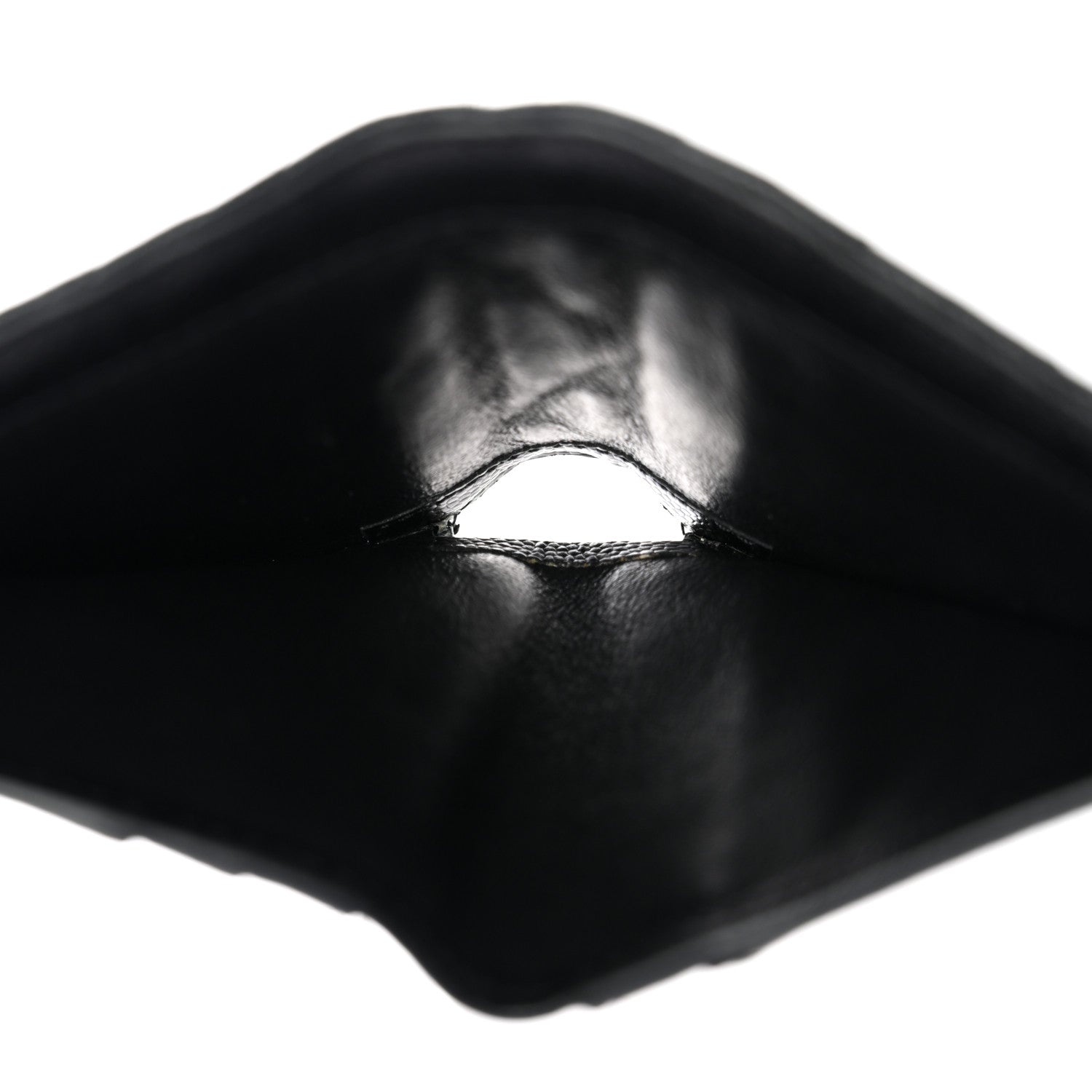 Saint Laurent Grain De Poudre Matelasse Chevron Monogram Zipped Two-Part Wallet Black 5 of 9
