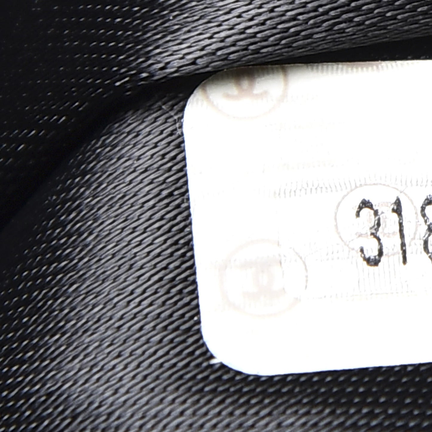 Caviar CC Shoulder Bag Black