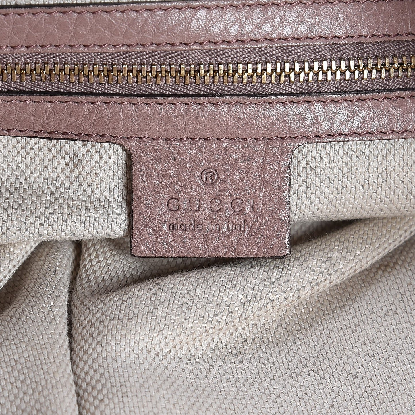 Pebbled Calfskin Medium Soho Chain Shoulder Bag Dark Cipria