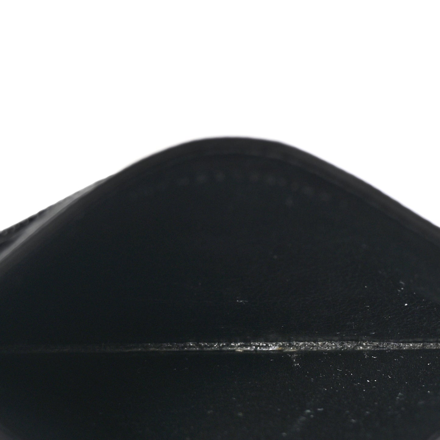 Grain De Poudre Matelasse Chevron Monogram Credit Card Case Black